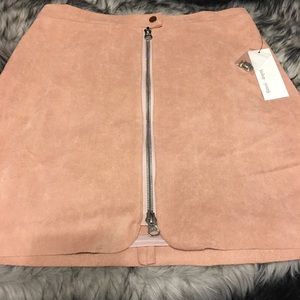 Adorable Bishop + Young Exposed Zip Quartz Mini Skirt